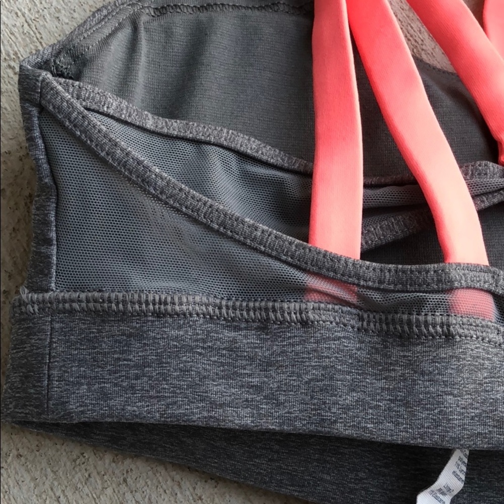 \Lululemon\• Energy Bra Exhale - Picture 7 of 8